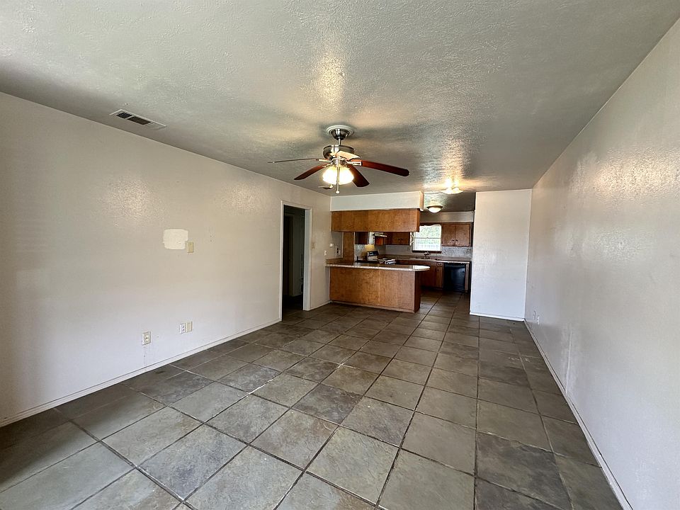 1st image of 3206 Stanford St APT B