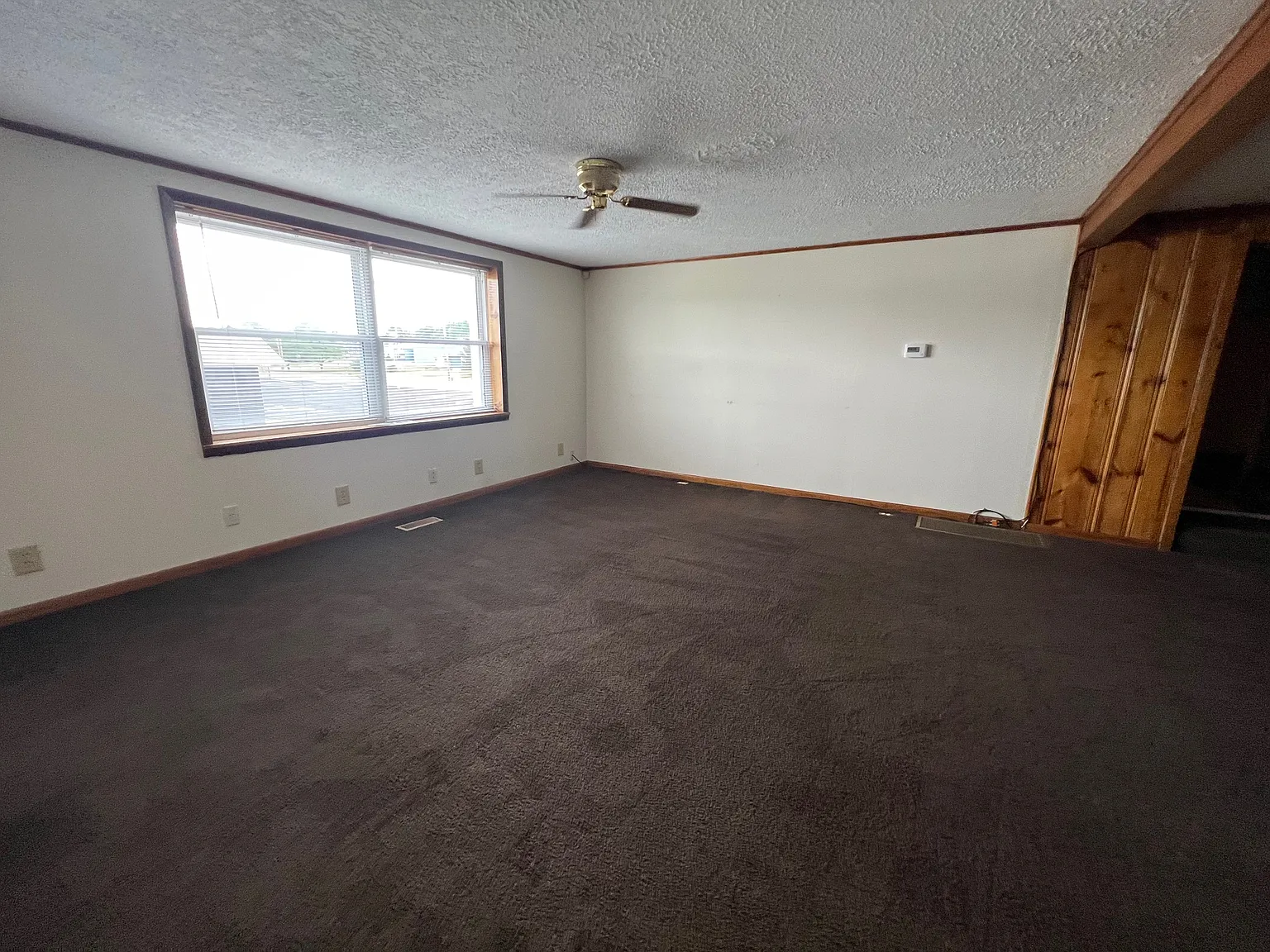 3 bed, 1476 sqft, $1,200 — Photo 4