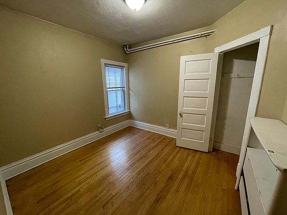 5th image of 1906 E Newberry Blvd #1906