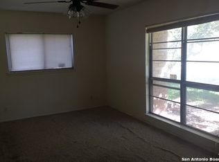 6103 Windbrooke St, San Antonio, TX 78249