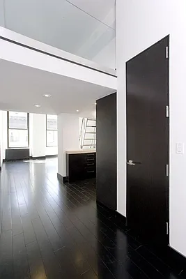 Rented by BLU Real Estate | media 11