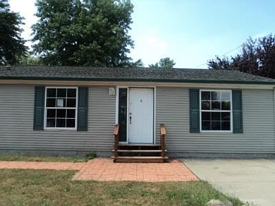 1st image of 908 W South 9th St