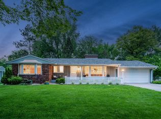 1129 Tiller Ln, Arden Hills, MN 55112