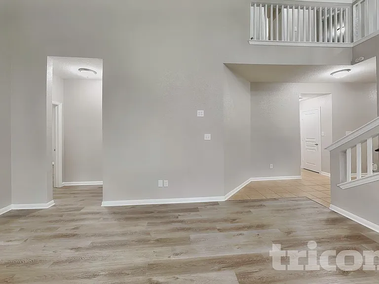 8819 Olmstead Park — Photo 3