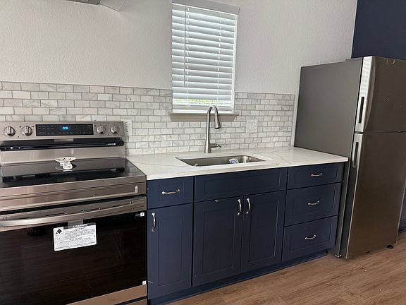 2nd image of 115 Koehler Ct #200