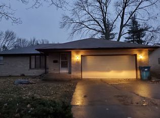 1556 W Budd Blvd, Kankakee, IL 60901