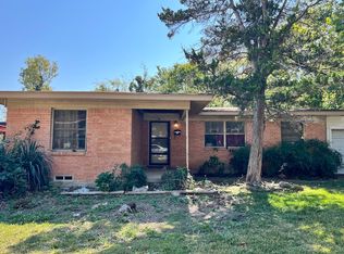 932 Treasure Rd, Garland, TX 75041