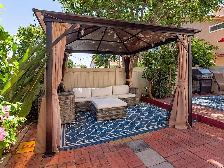 1768 Promenade Cir — Photo 34