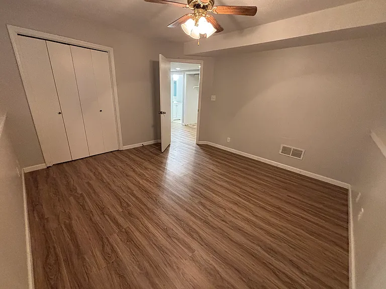 333 Woodlawn Ave — Photo 6