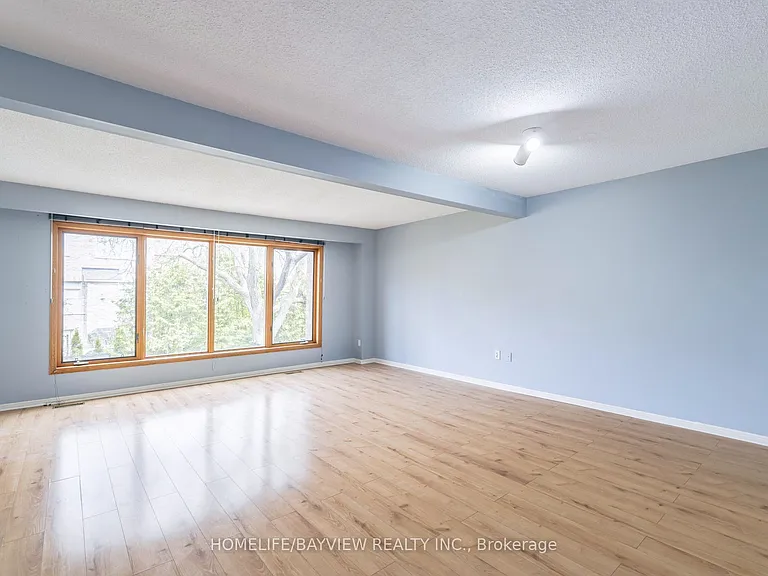 17 Stoneham Rd — Photo 10