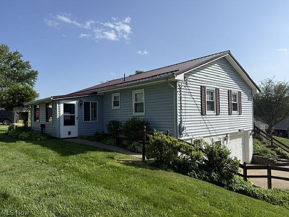 3rd image of 63060 Merrick Rd