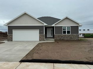 4590 Marla Ln, Green Bay, WI 54313