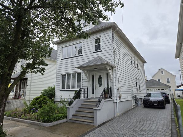 158 Knapp Ave Floor 2