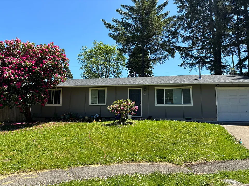 1954 SW Galley Ct
