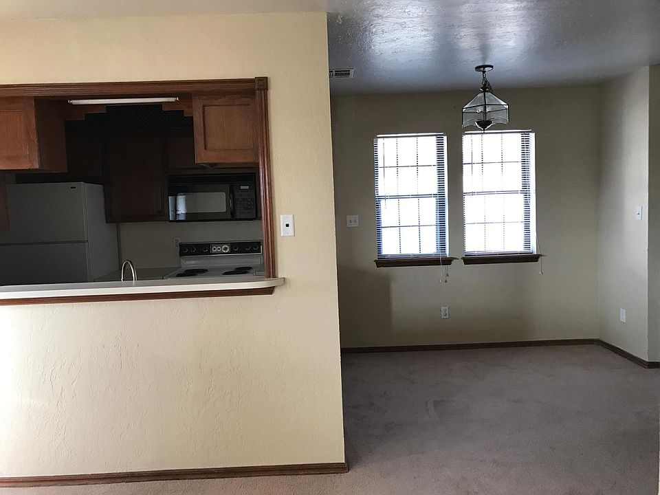 Kitchen/Kitchenette