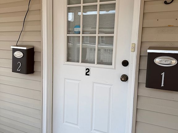 3rd image of 9 Cedar Ave