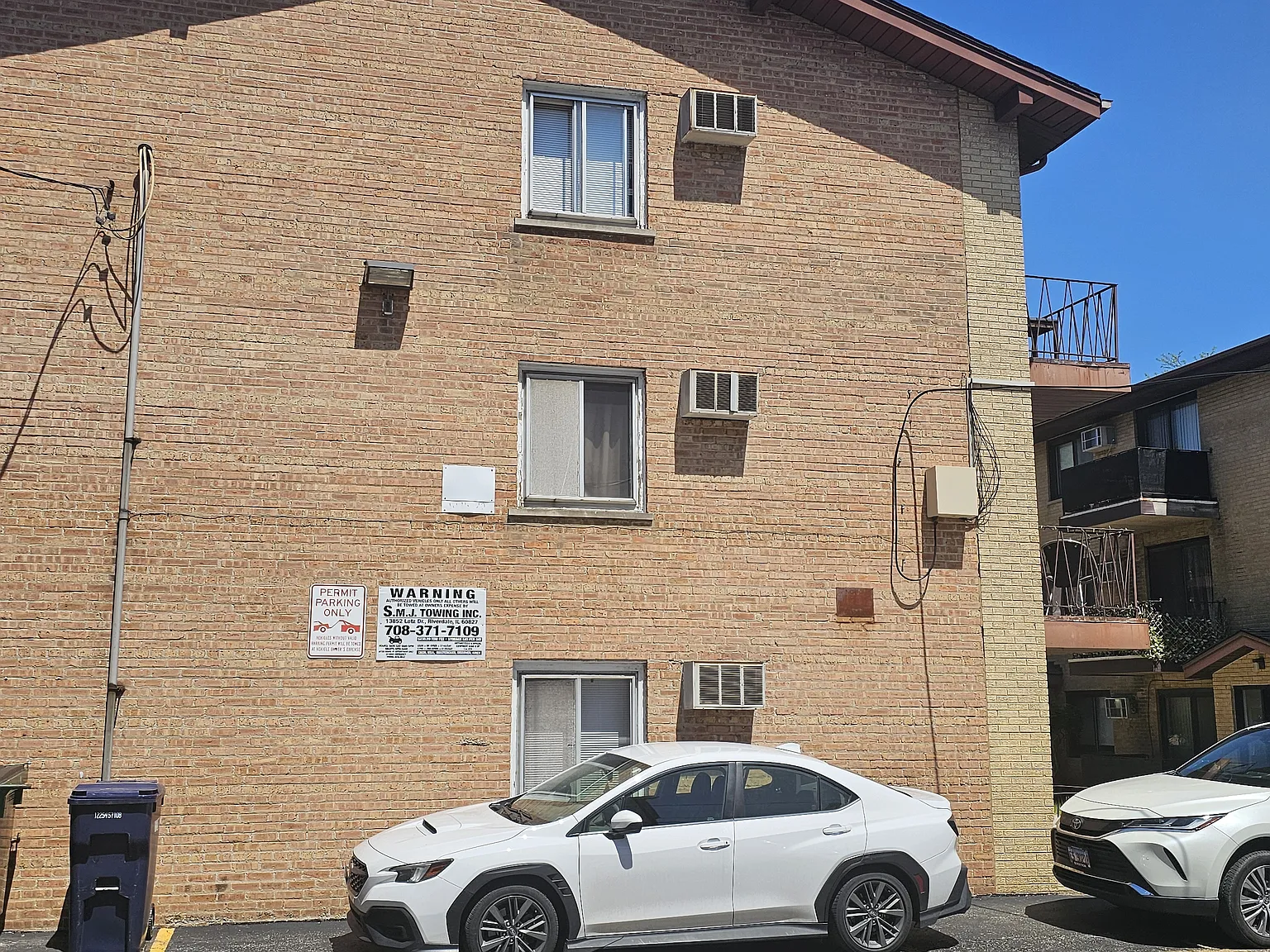 6129 W 64th Pl — Photo 3