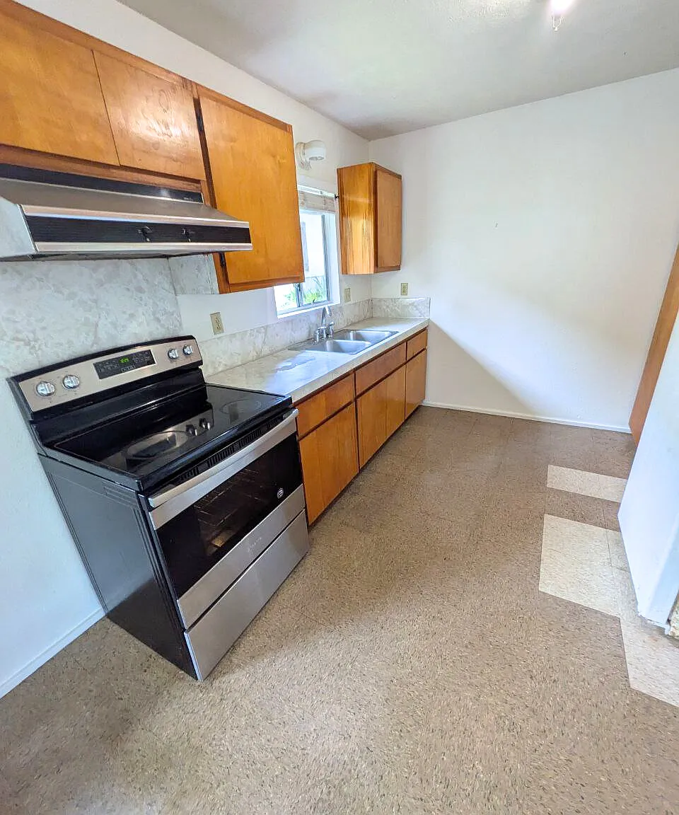 Studio, $1,050 — Photo 3