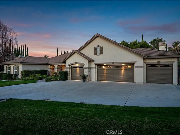 2nd image of 7470 Chateau Ridge Ln