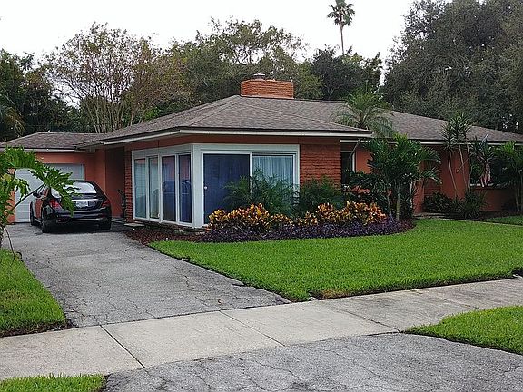 5th image of 230 62nd Ave S