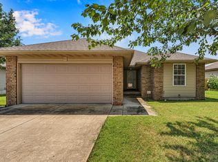 2462 W Cedar Creek Drive, Springfield, MO 65803