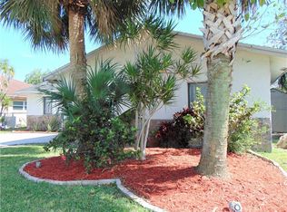 7604 SW 8th Ct, North Lauderdale, FL 33068