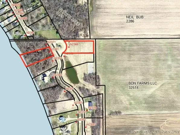 N2361 Lakewood Ln, Chilton, WI 53014
