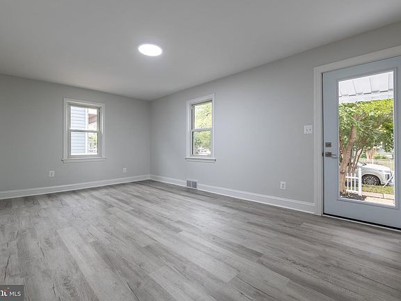 5th image of 3228 13th St S