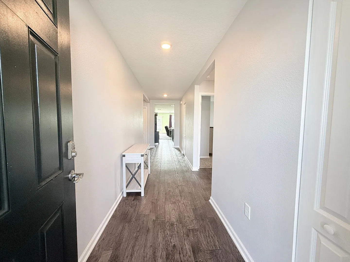 Huge Fenced Yard in a Quiet Cul-de-Sac! — Photo 3