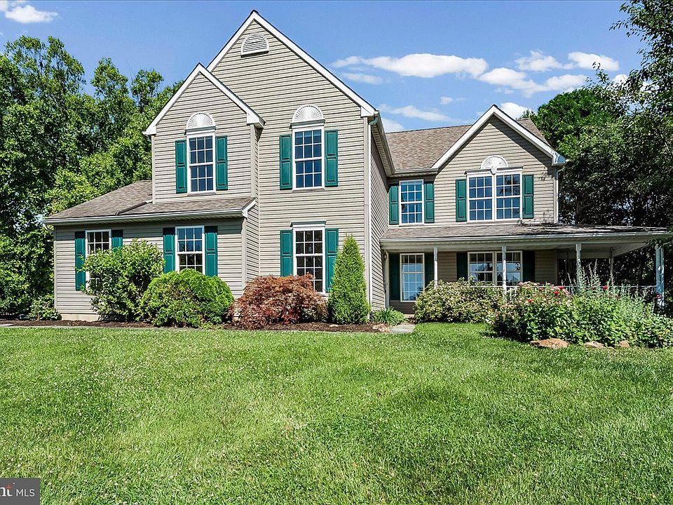 1st image of 221 Owenwood Dr