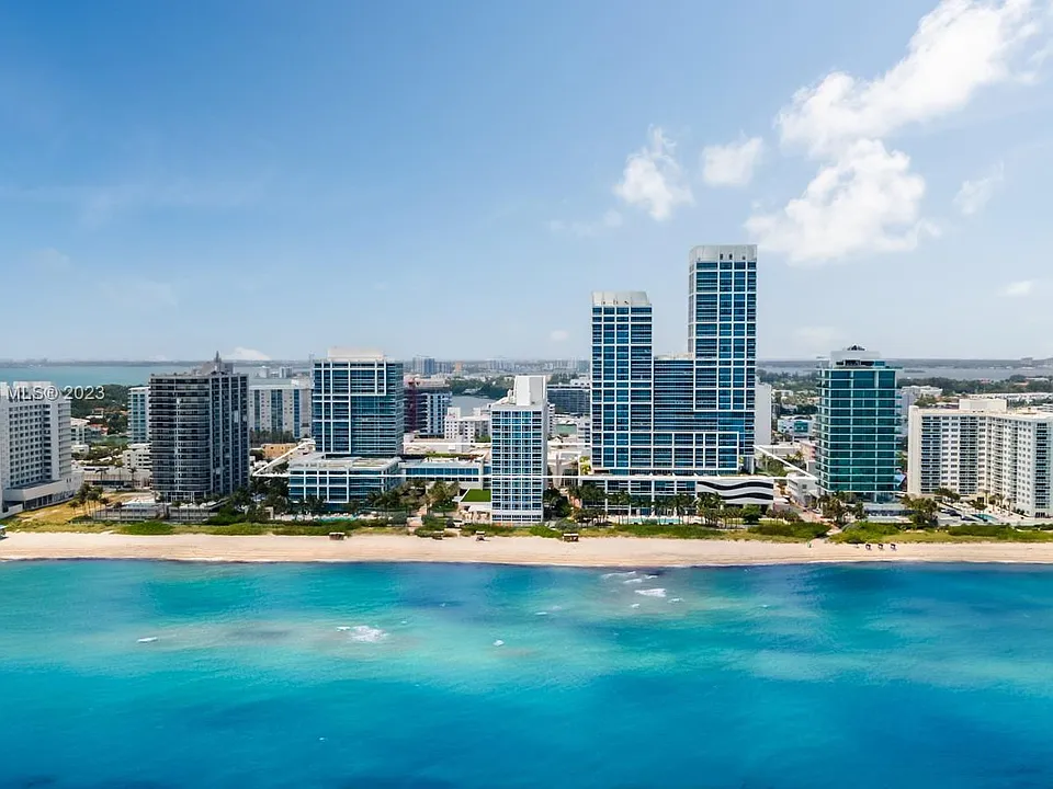 Collins Ave