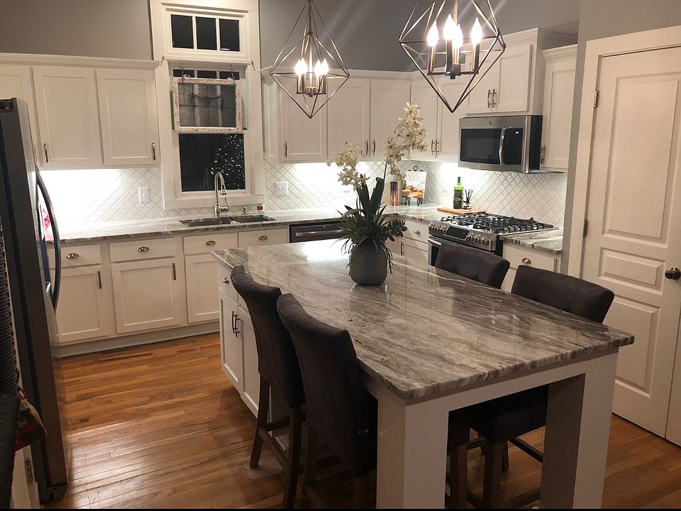 2nd image of 39 Deerberry Forest Cir