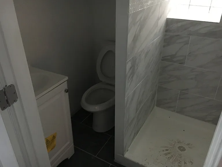 2228 S Sawyer Ave — Photo 5