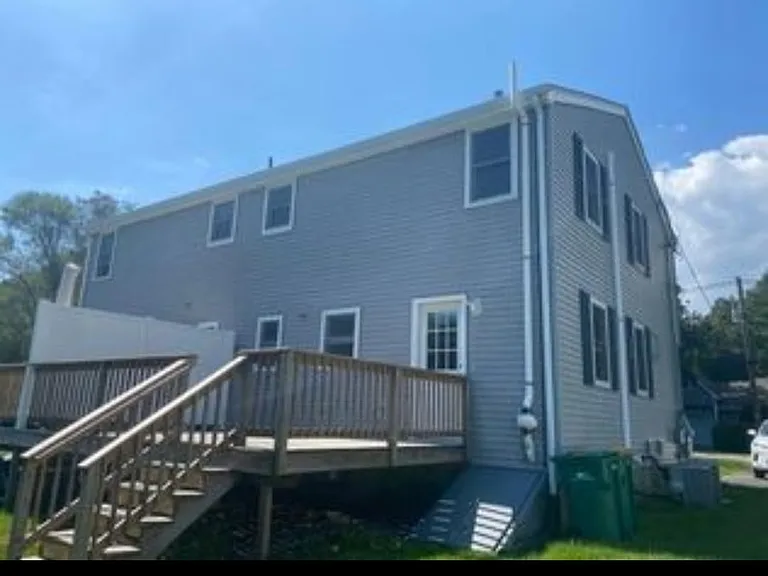 278 Ware St — Photo 2