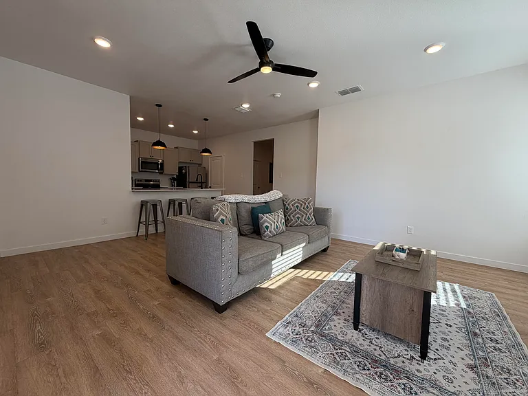 5807 Virginia Ave — Photo 6