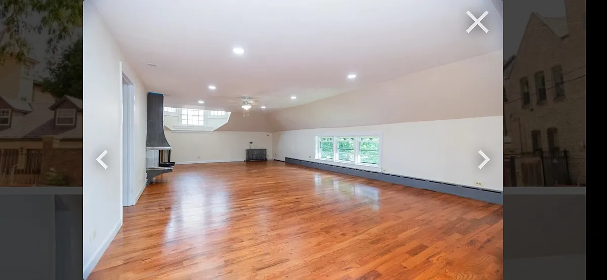 Building Photo - 933 E 48th St #2