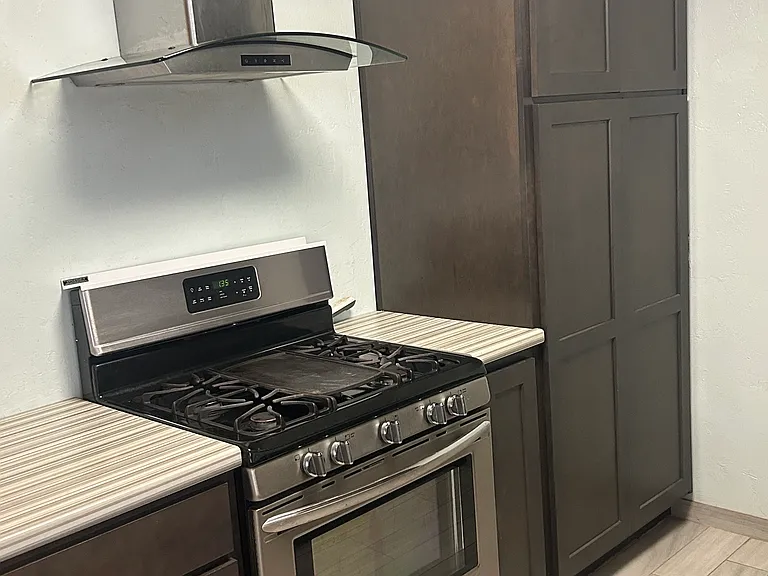 5008 N Miller Ave — Photo 5