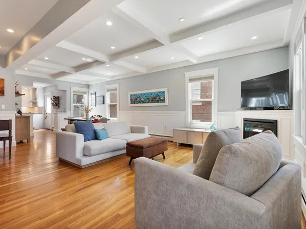 129 Washington St #129, Winchester, MA 01890