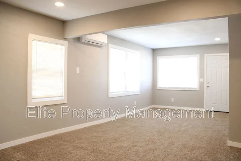 2 bed, 1.0 bath, 672 sqft, $1,075 — Photo 3