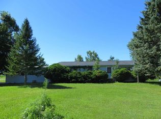 3023 N Spruce Rd, Pulaski, WI 54162