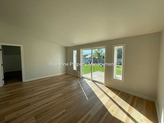 4th image of 4330 E Stubblefield Ct