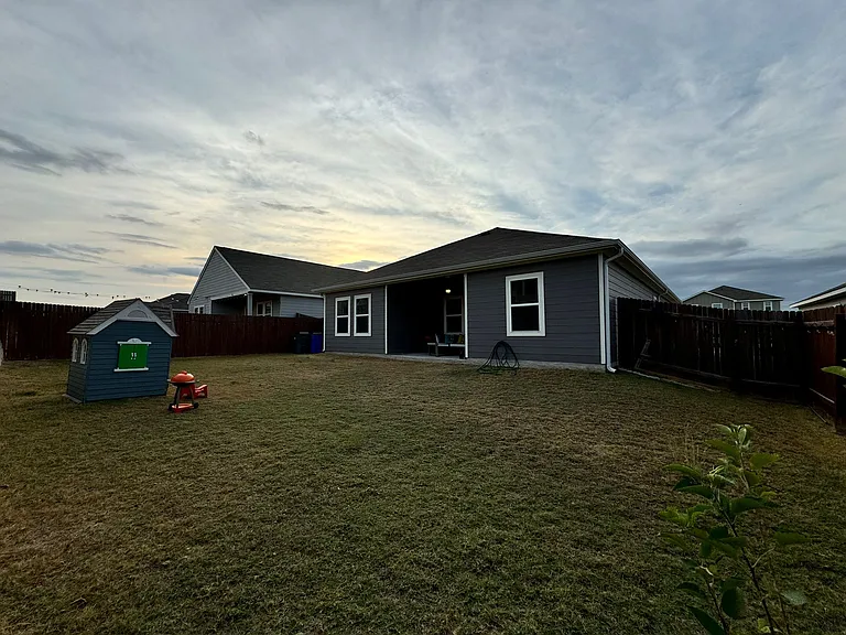19405 Berringer Dr — Photo 32