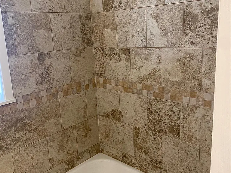 512 Wilmington Dr — Photo 13