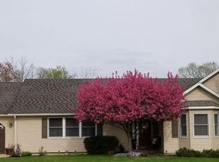 3912 Litho Ln, Zanesville, OH 43701