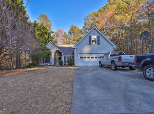 690 Alcovy Woods Dr, Lawrenceville, GA 30045