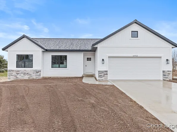 10764 Lance Ave, Allendale, MI 49401