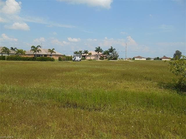 2nd image of 117 NW 35th Pl