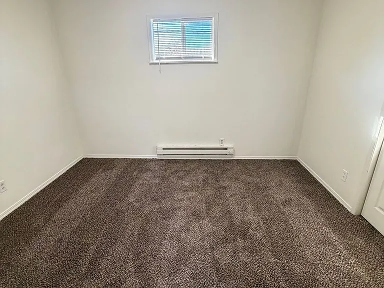 4033 Ottmar Rd NE — Photo 22