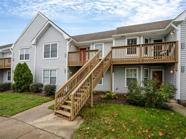4936 Willow Pointe Ln, Virginia Beach, VA 23464