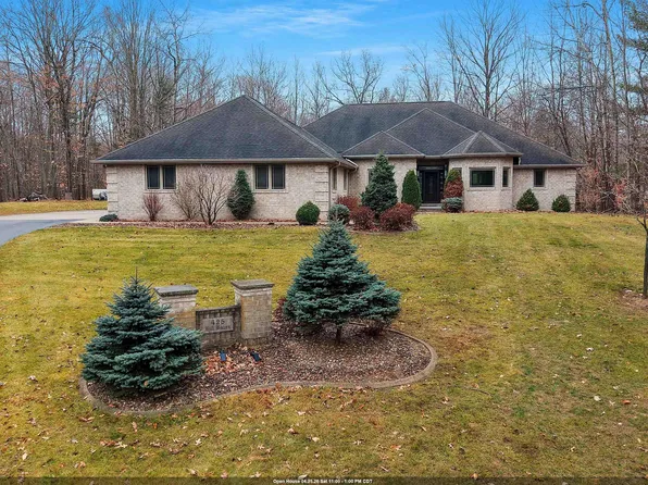 425 Hill Haven Ct, Little Suamico, WI 54141